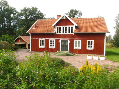 Beautiful Home, Barn Red.